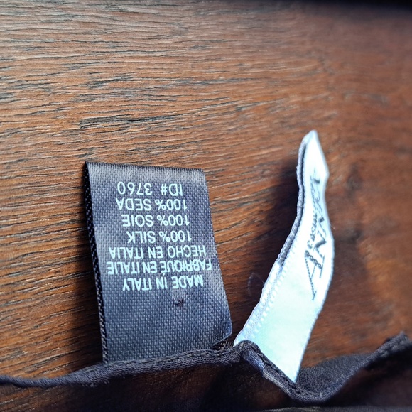 Annex Casual Corner made in Italy 100% silk pumpkin and leaves scarf - Picture 2 of 4